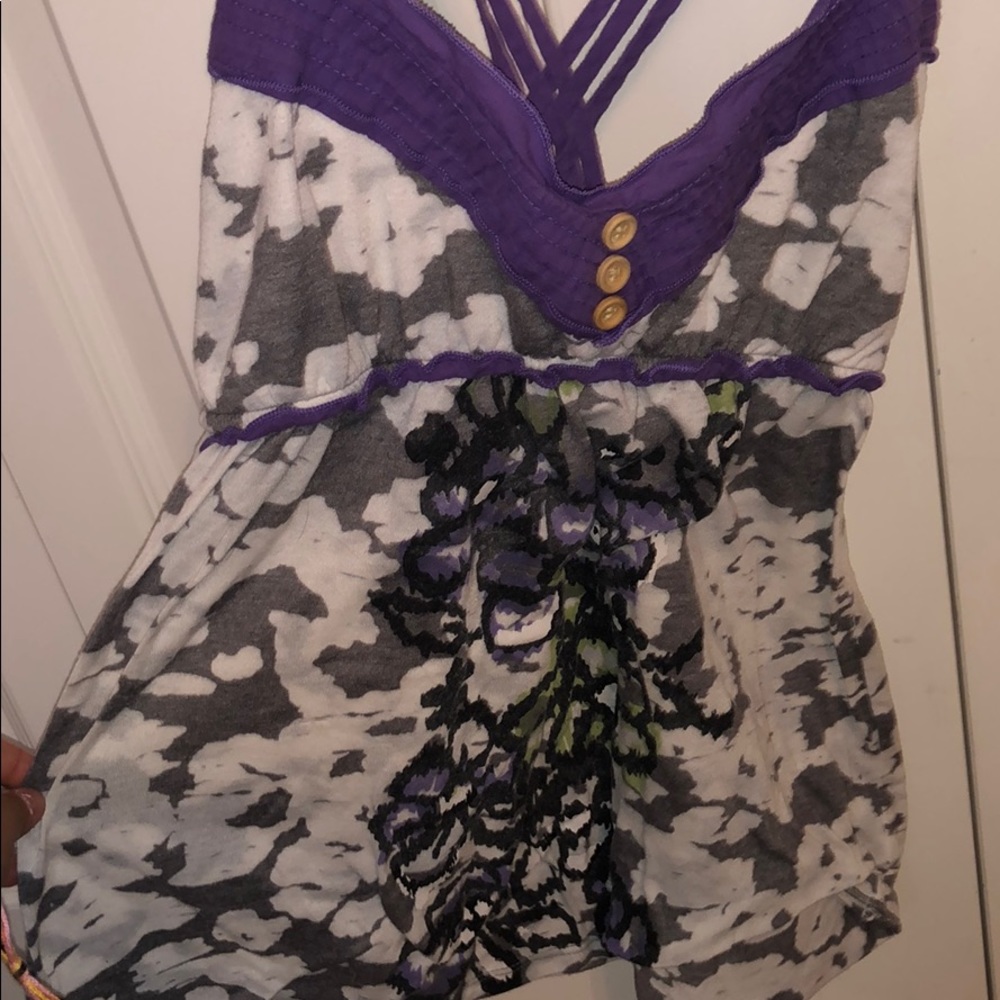 gray white floral